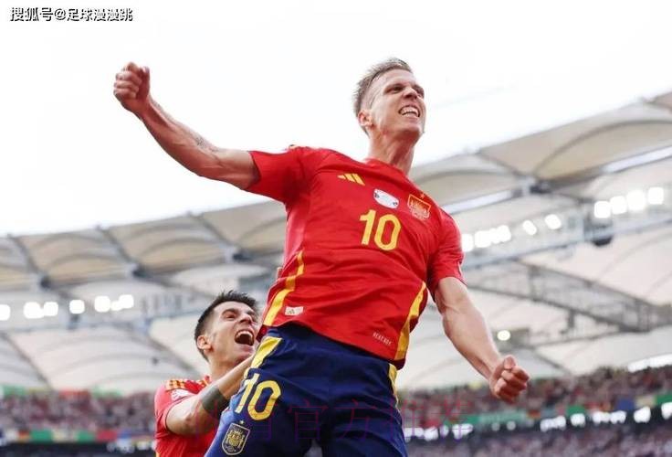 记者：皇马曾尝试签下托雷 但球员因哈维选巴萨